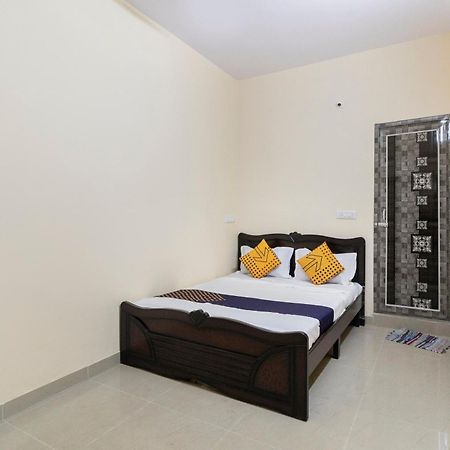 Spot On Ssr Lodging And Boarding Bangalore Exterior foto